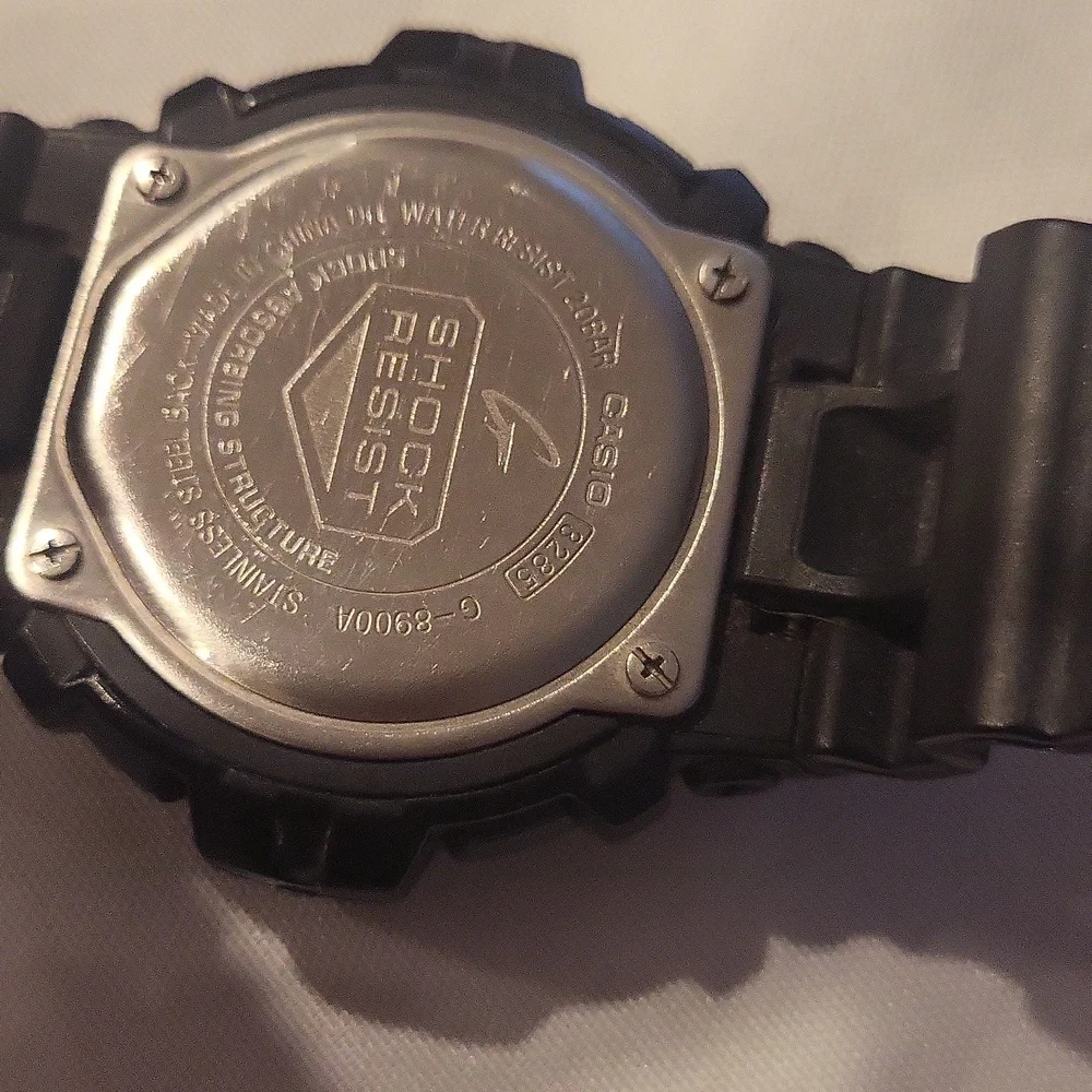 G ShockCasio Men's G8900A-1CR G-Shock Black and Blue Resin Digital Sport Watch